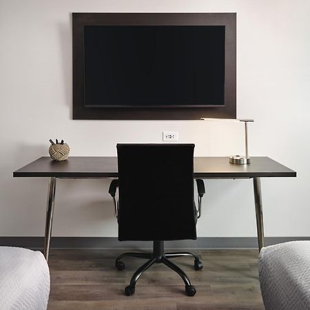 Stayapt Suites Atlanta-Newnan Exteriör bild