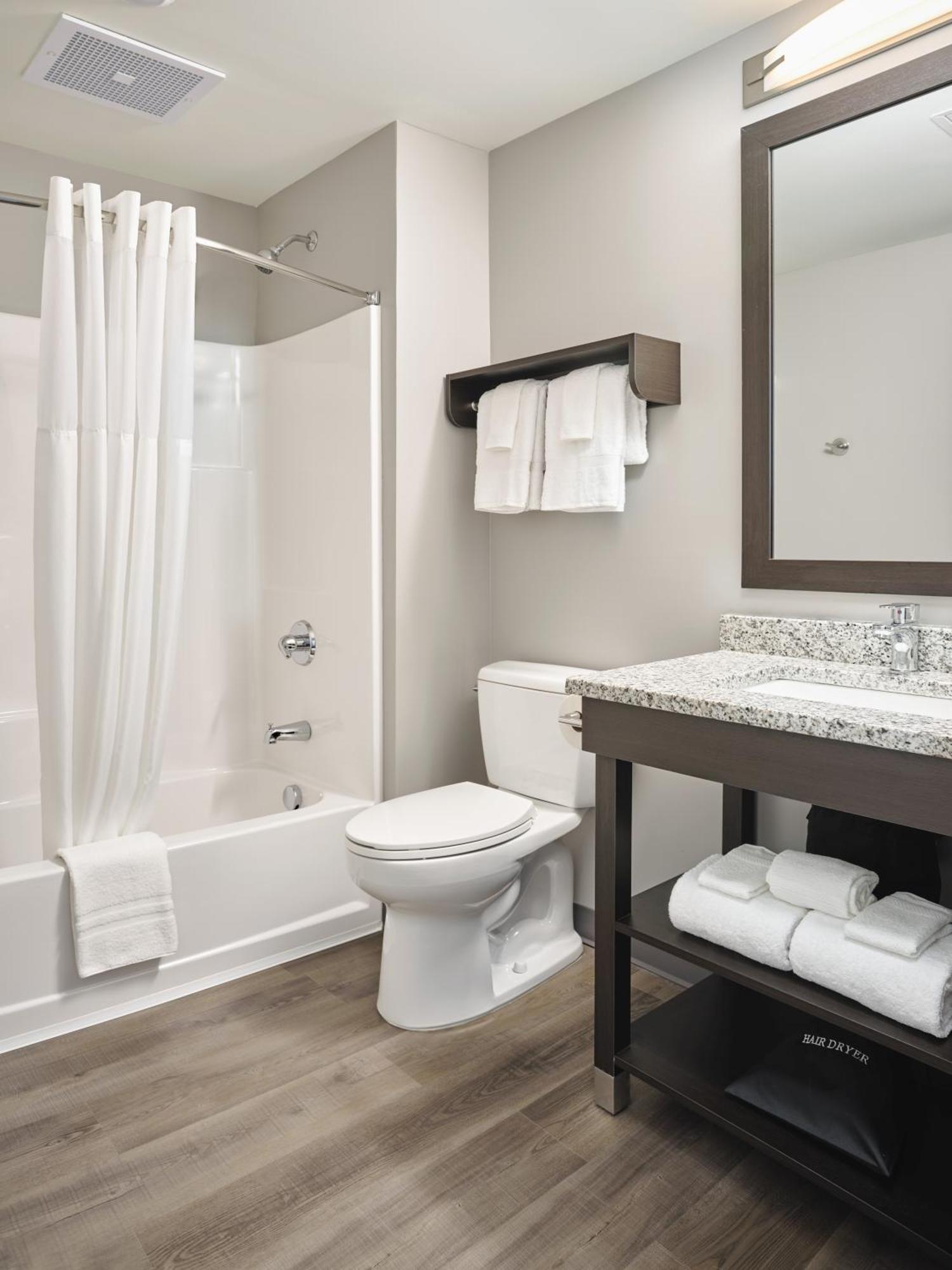Stayapt Suites Atlanta-Newnan Exteriör bild